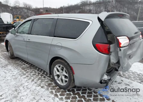 2019 Chrysler Pacifica Touring Plus из США, поврежденный, VIN 2C4RC1FG9KR589518